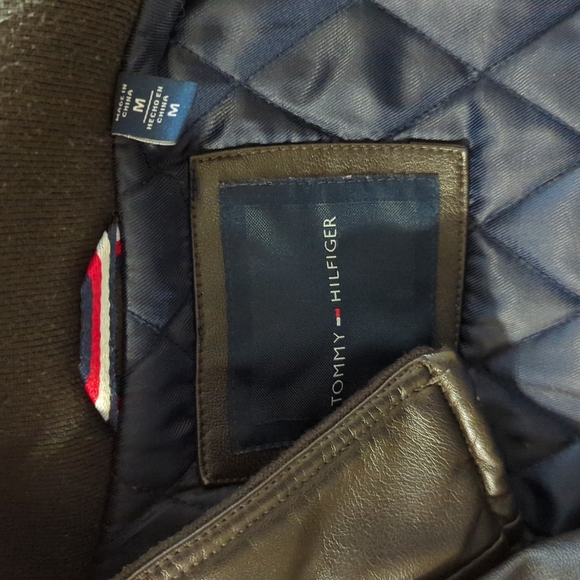 Tommy Hilfiger Leather Jacket ( flash sale ) - Picture 5 of 5